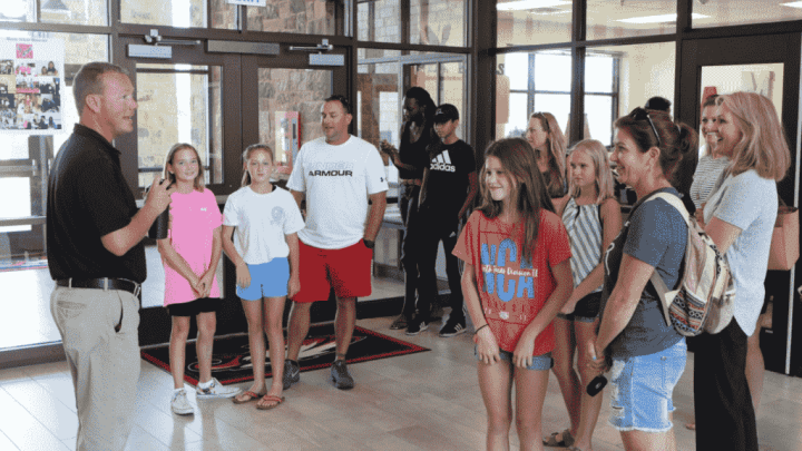 Argyle Principal Dies